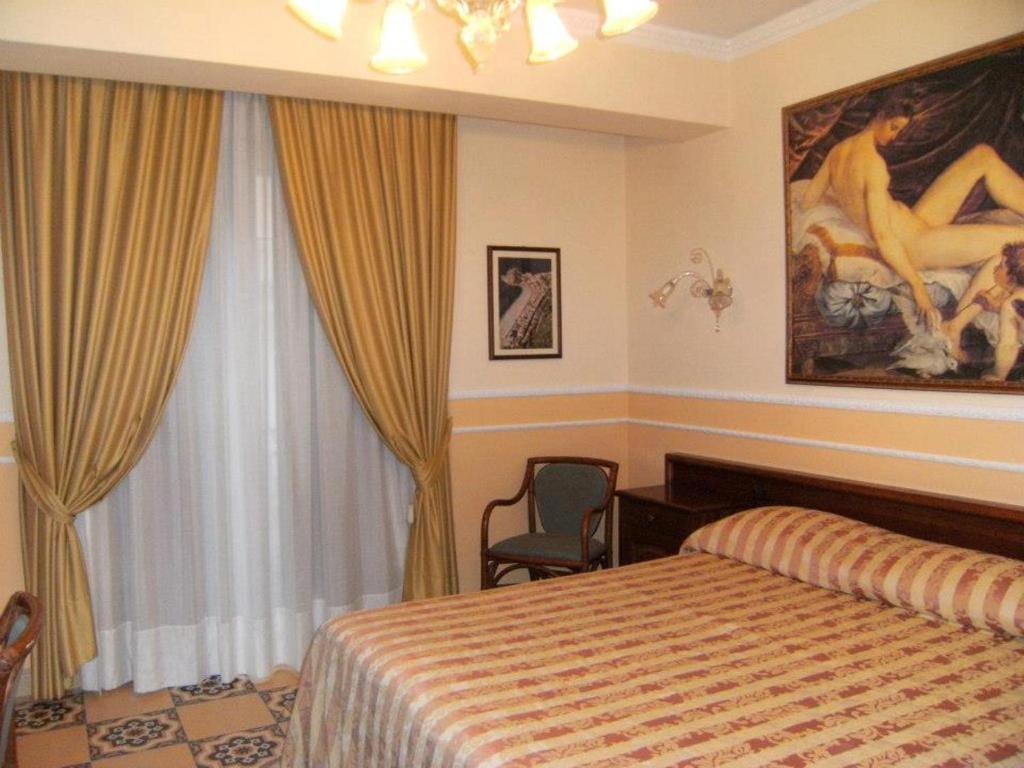 Hotel U' Bais ชิลลา ภายนอก รูปภาพ
