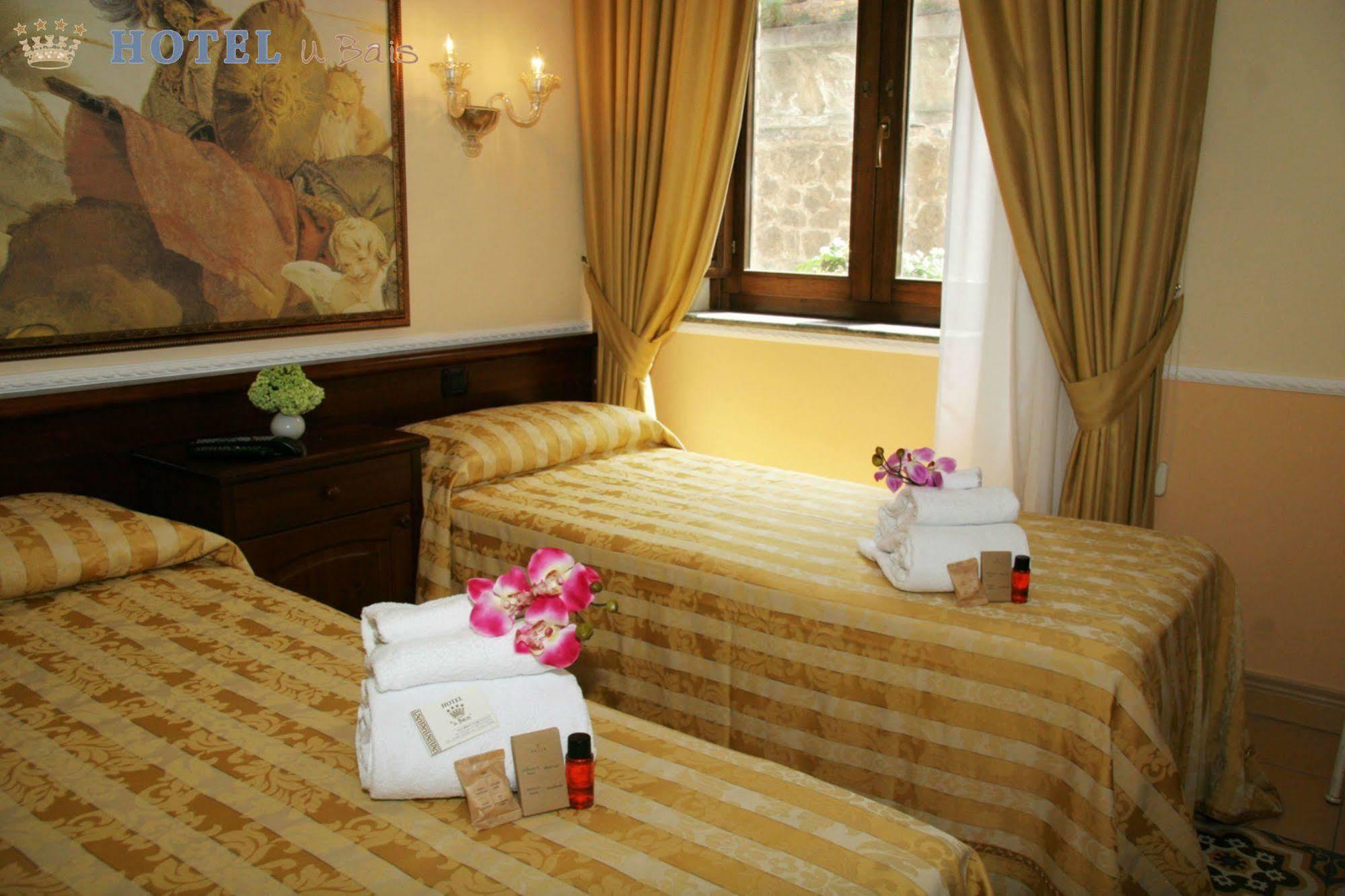 Hotel U' Bais ชิลลา ภายนอก รูปภาพ